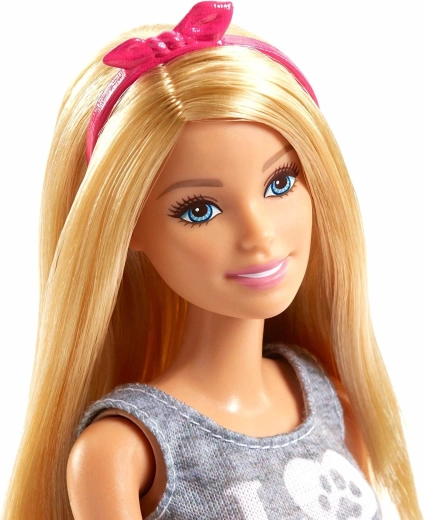 Stylische BARBIE-Puppe
