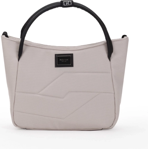 Umfangreiches Zubehör inklusive stylischer Tasche