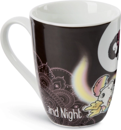 Tages- und Nachtstimmung in einem Becher