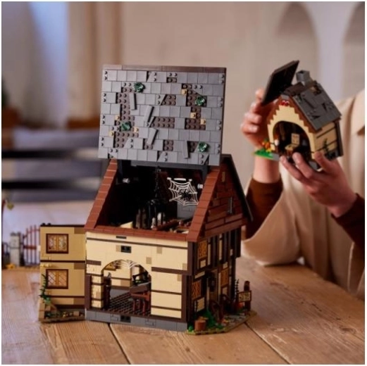 Leuchtende Magie im Kessel