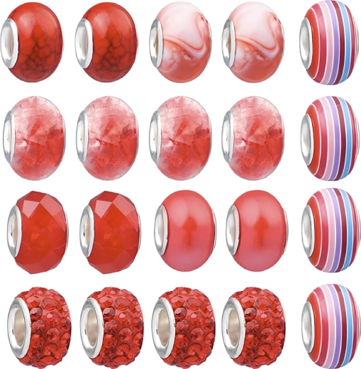 Perlen in verschiedenen Oberflächen und Mustern für ein originelles Design