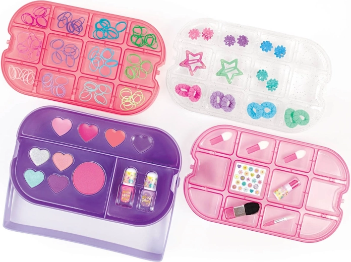 Haaraccessoires und Nageldekoration