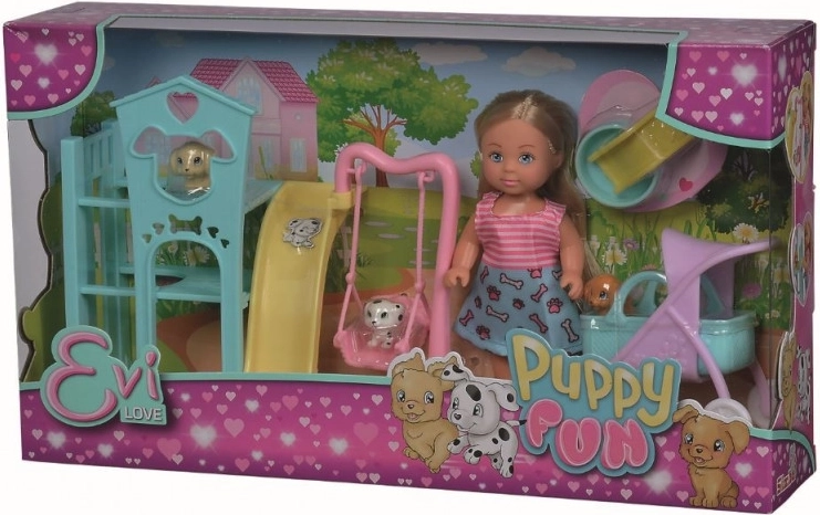Puppe Evi auf dem Spielplatz für Welpen