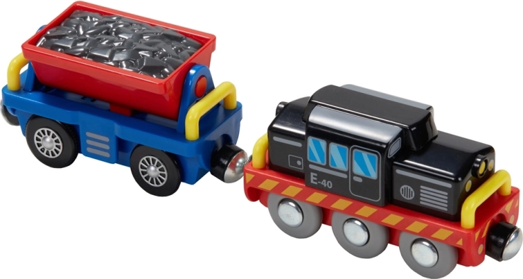 Realistische Lok mit Güterwagen