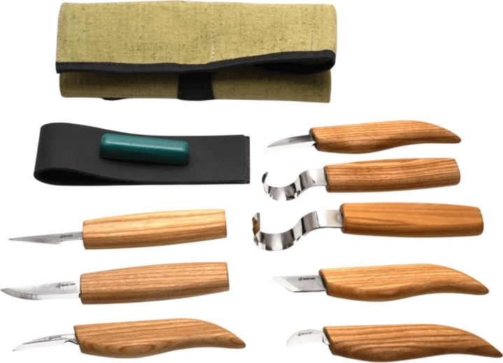 BeaverCraft Set mit 8 Schnitzmessern in Rolltasche mit Zubehör