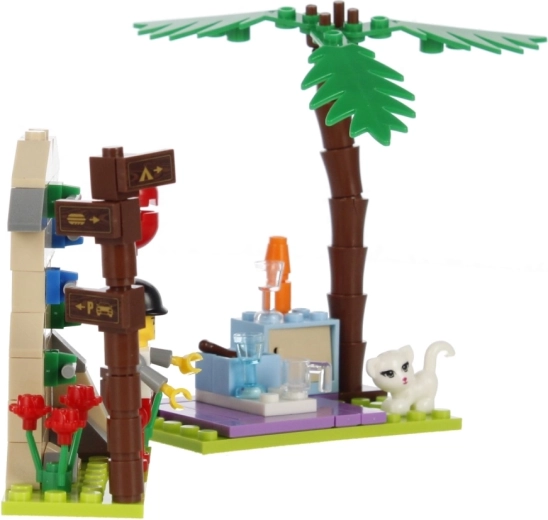 Camping-Szene mit Palme und Kiosk