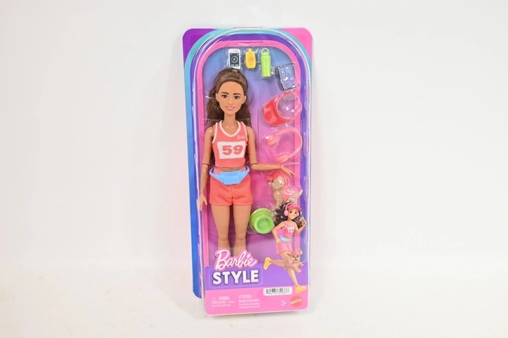 Barbie Sportpuppe Läuferin mit Hündchen
