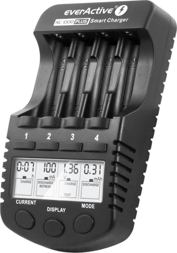 Intelligentes AA/AAA-Batterieladegerät EVERACTIVE