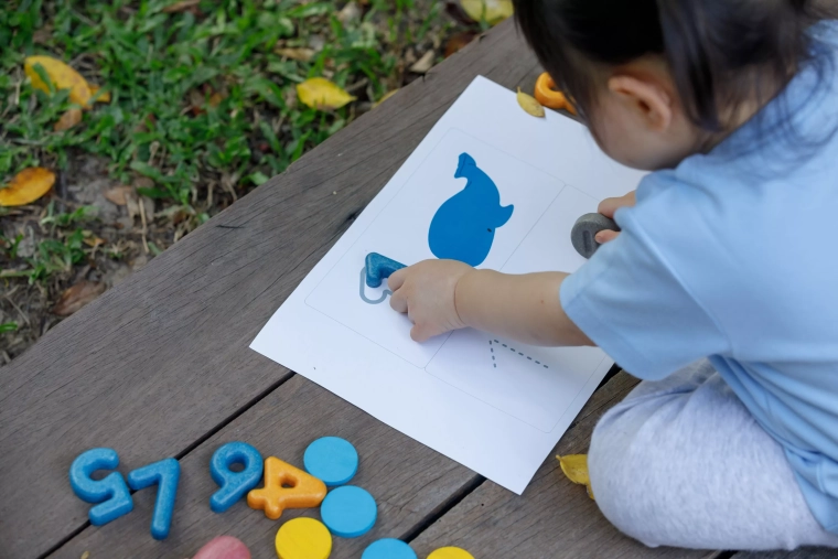 Spielerisches Lernen für zu Hause und den Kindergarten
