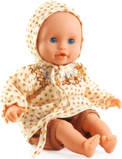 Outfit, das die Babyrolle ergänzt