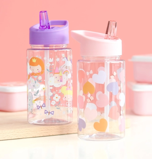 Transparente Flasche mit niedlichem Herzchen-Motiv