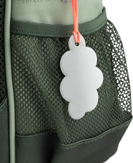 Seitliche Netztasche für Flasche und Kleinigkeiten