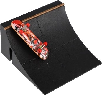 Rampe für Skateboard-Tricks