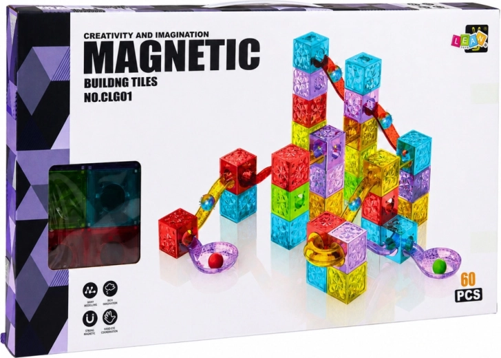 Bunte transparente Teile für ein attraktives Spiel