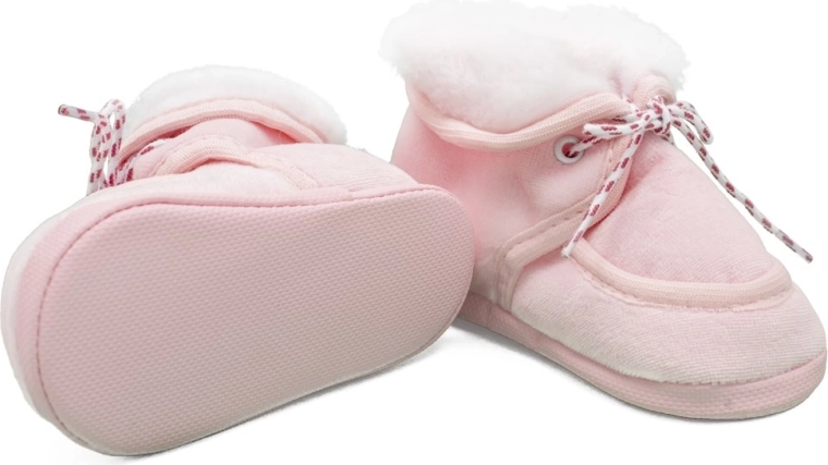 Sicherer Sitz dank Schnürung und rutschhemmenden Details