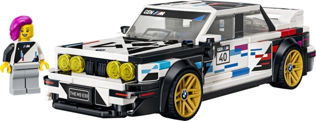 Authentische Optik des BMW M3 (E30) mit Motorsport-Grafik