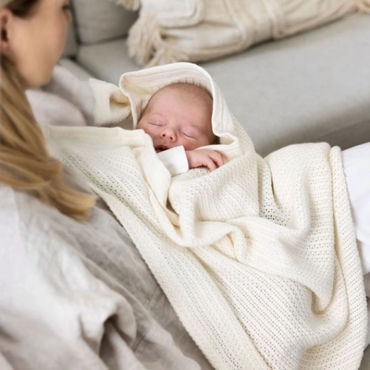 Ideal für Kinderwagen und Babybett