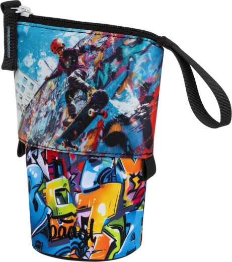 Verwandelt sich mit einem Zug in einen Stifteköcher