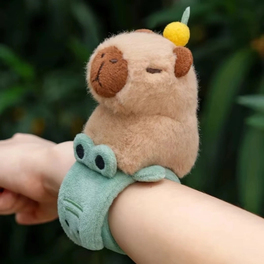 Kuschelige Capybara als süßes Accessoire