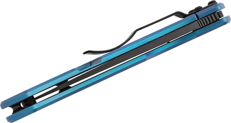 Vierfach umsetzbarer Taschenclip und Fangriemenöse