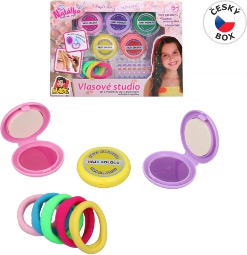 Haarstudio mit Haarfarben und Accessoires