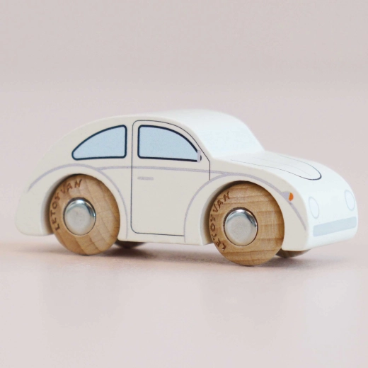 Holzauto Betty Le Toy Van