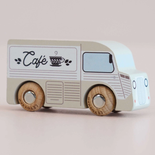 Le Toy Van Holzauto GT65 Coco – klassischer Kaffee-Van