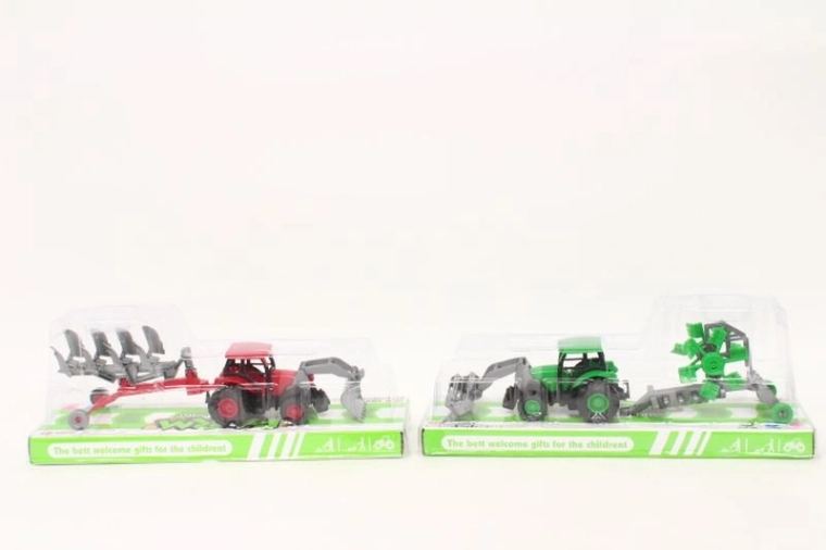 Traktor mit landwirtschaftlichem Gerät