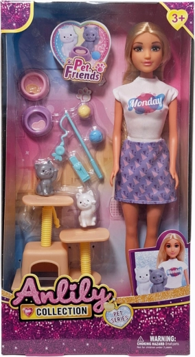 Puppe mit Kätzchen und Pflegezubehör