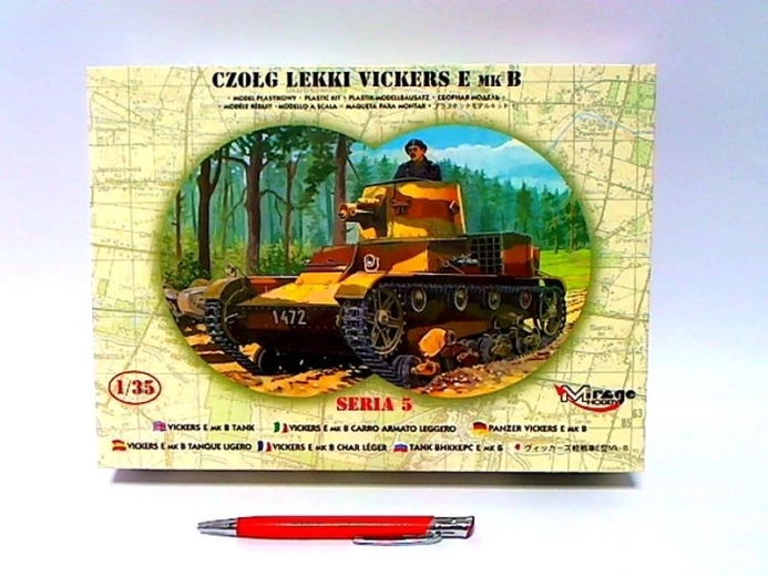 Mirage Hobby Plastikmodellbausatz Panzer Vickers E MKB S05