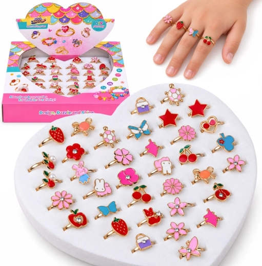 Set mit 36 Kinder-Ringen in einer Schachtel