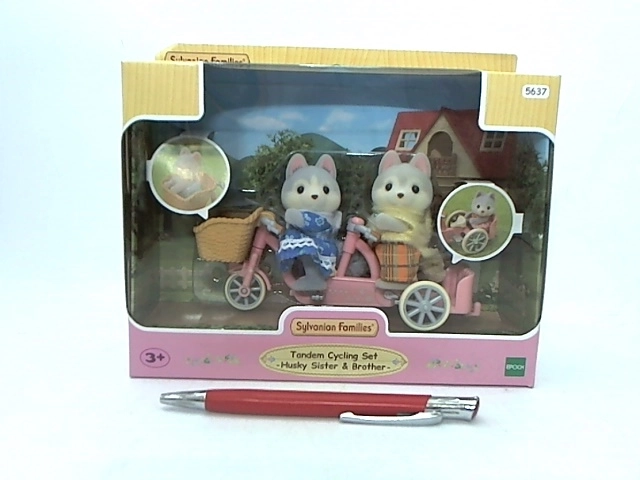 Sylvanian Families Huskys auf dem Tandemfahrrad