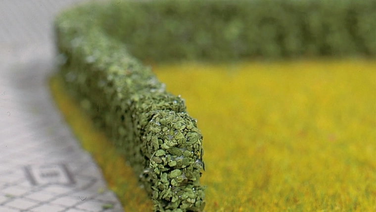 Noch Hecke dunkelgrün, 2 Stück