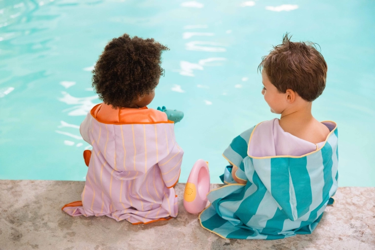 Quut Kinder-Strandponcho Lagoon