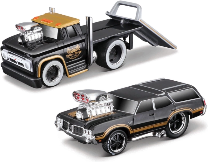 Maisto Muscle Transports 1966 Chevrolet C60 Flatbed mit 1970 Oldsmobile Vista Cruiser 1:64