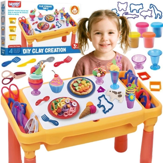 Woopie Kreativtisch mit Knete, Fächern und Förmchen (40 Teile)