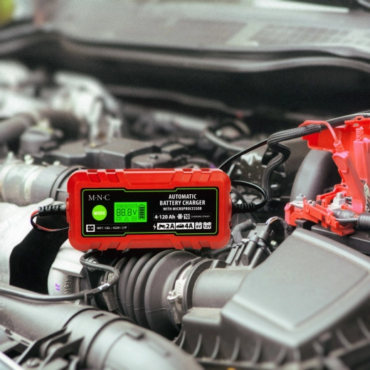 Automatisches Autobatterie-Ladegerät 6 V/12 V, 2 A/4 A