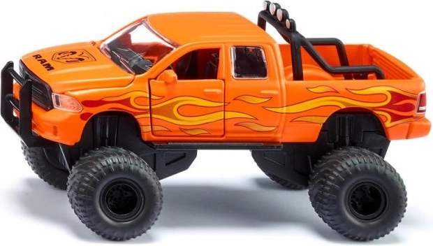 Geländewagen RAM 1500 mit Ballonreifen