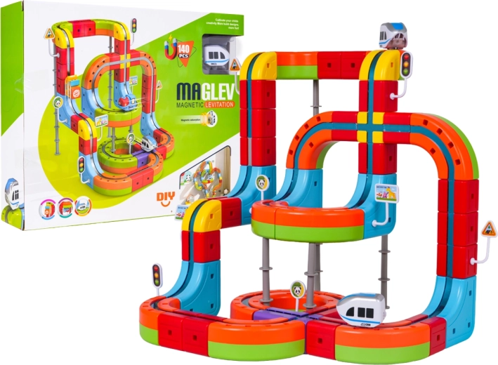 Magnetische bunte Strecke mit Zug – 140 Teile