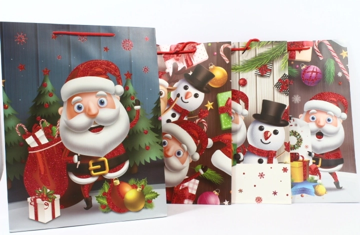 Weihnachtliche Geschenktüte in der Größe L