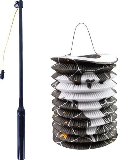 Halloween-Papierlampion mit leuchtendem Stab