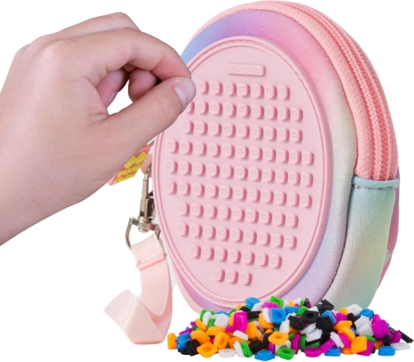 Pixie Crew rundes Etui in Rosa mit Herz- und Pfotenmotiv