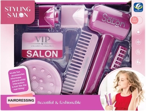 Kinderfriseursalon mit Haartrockner