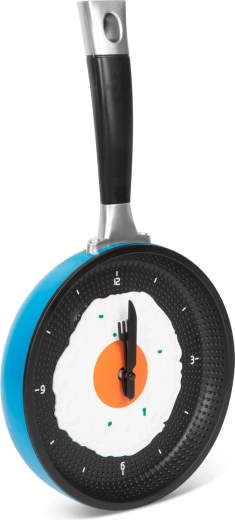 Wanduhr in Form einer Pfanne mit Spiegelei, blau