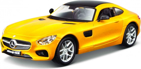 Gelbes Modell Mercedes AMG GT