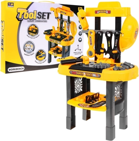 Kinderwerkstatt mit Werkzeug