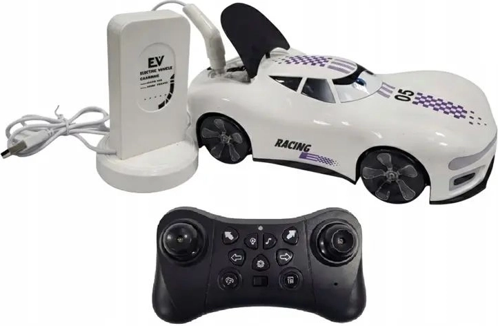 Ferngesteuertes Elektroauto mit Ladestation