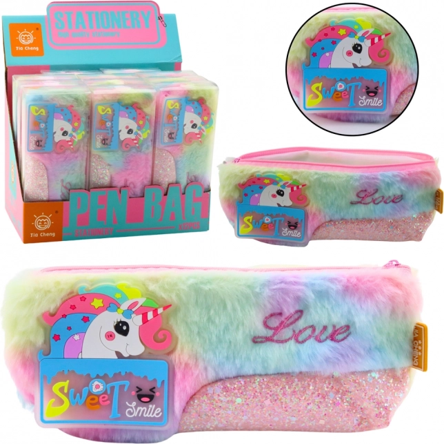 Plüsch-Mäppchen mit Einhorn und glitzernden Details