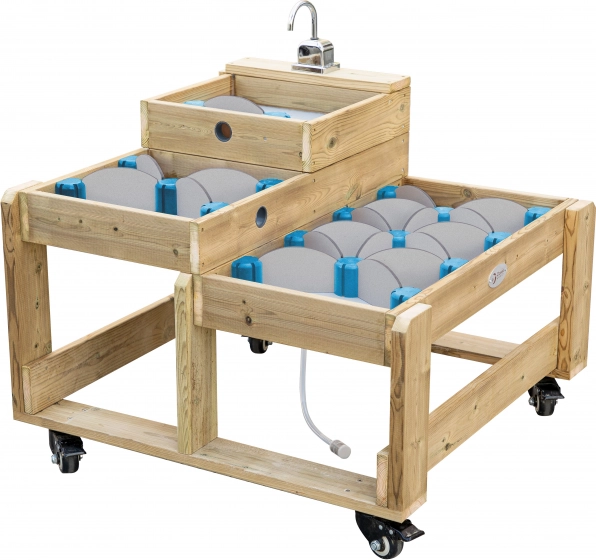 Holztisch XL mit Wasserfluss und Staudämmen