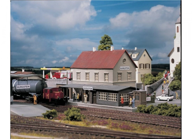 Piko Hobby Bahnhof Burgstein